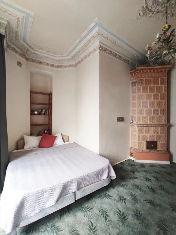 Квартира Колоритная квартира с камином и балконом в особняке Колобовых.Парковка — Санкт-Петербург