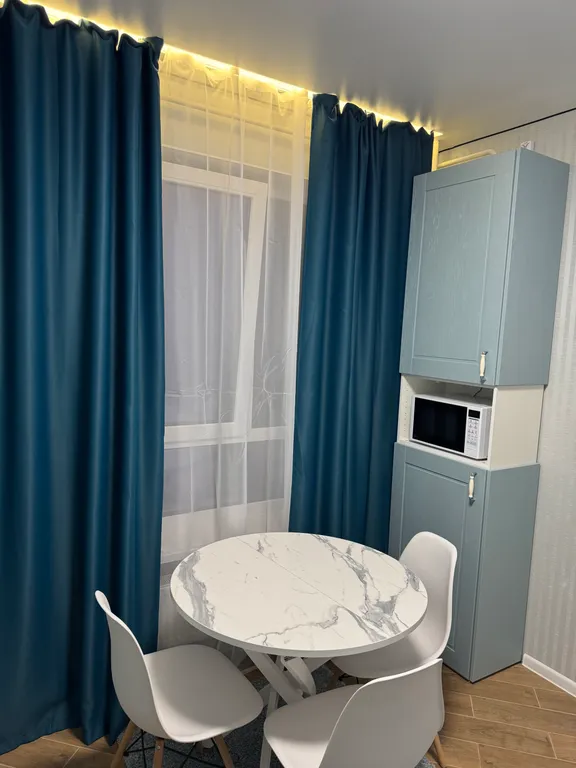 Современная уютная квартира в новом доме, рядом с парком и морем