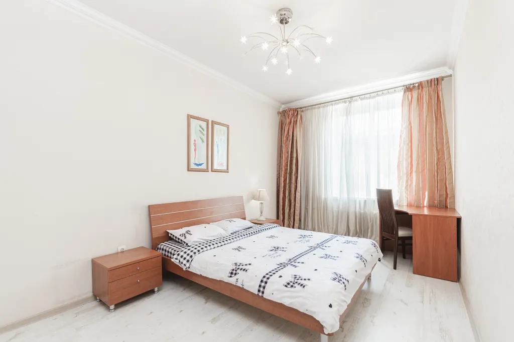 Апартаменты с кондиционером в центре на Октябрьской площади