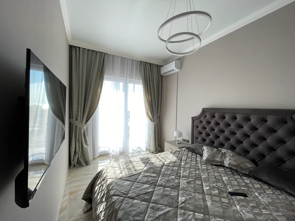 Квартира 3-комнатная с видом на море, дизайнерский ремонт