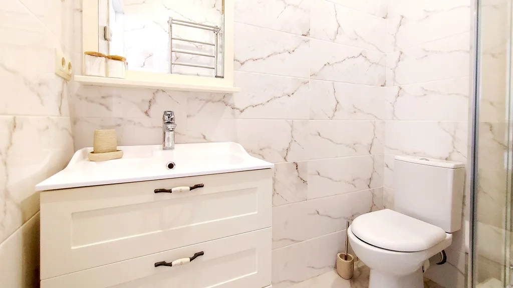 Панорамный апартамент-студия с роскошным видом на горы, в центре