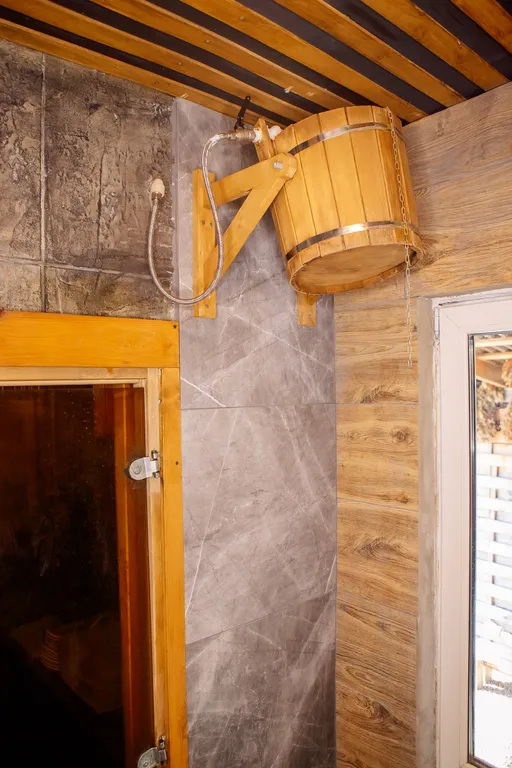 Уютный домик с баней и горячей купелью