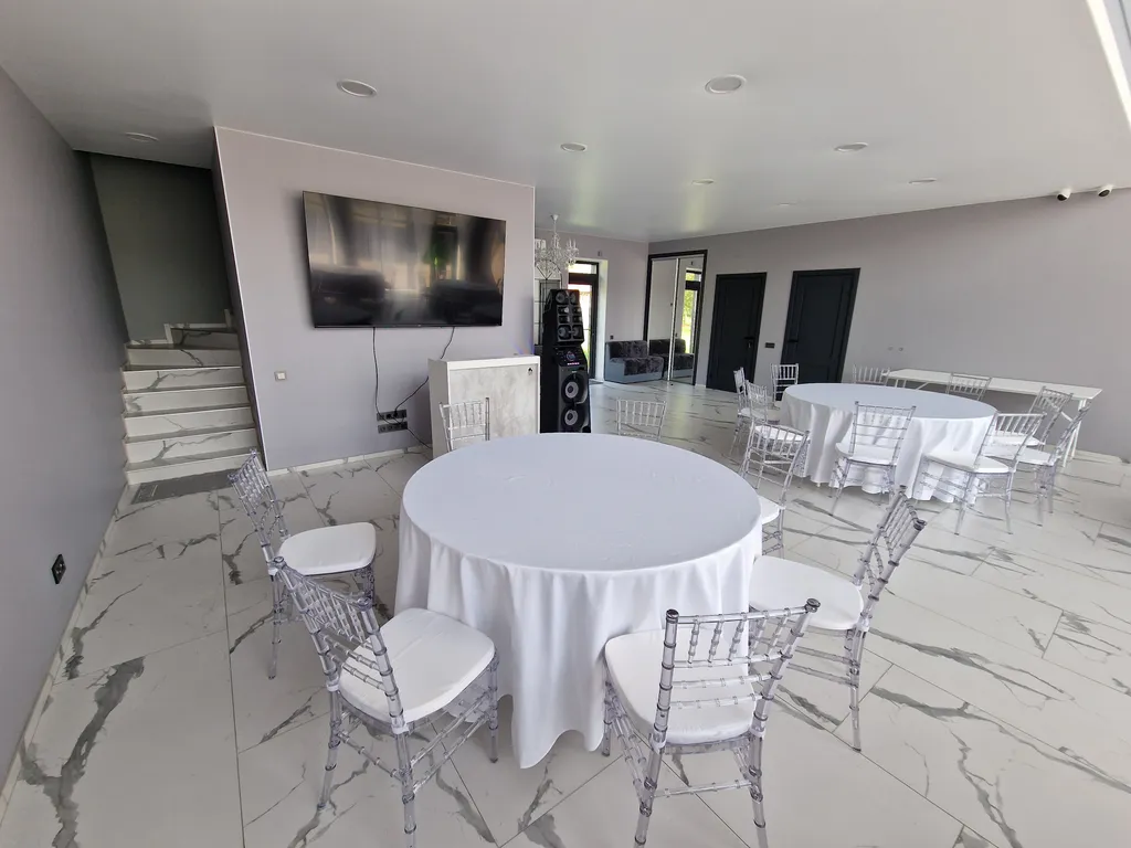 Коттедж/дом загородный у озера красивое место