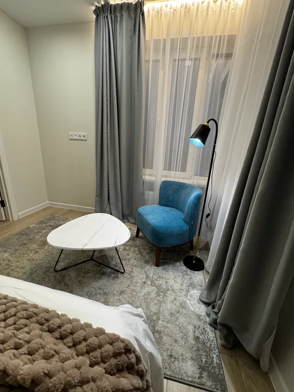 Квартира с видом на лес в центре города