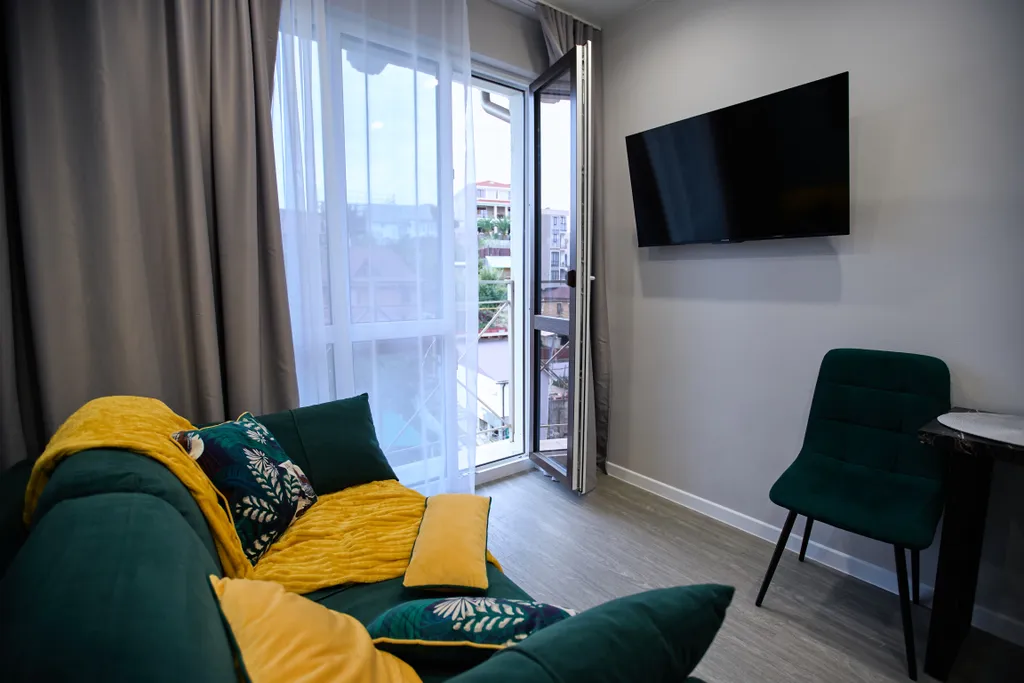 Солнечные апартаменты в ЖК Резидент