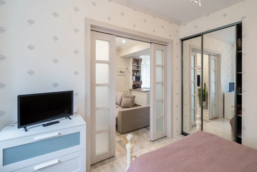 Апартаменты с камином на набережной Прованс