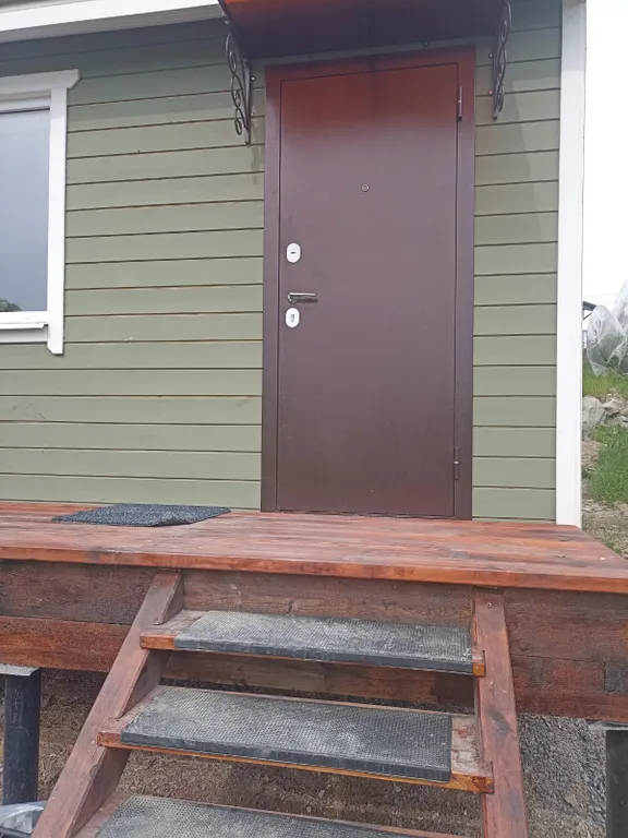 Домик на острове