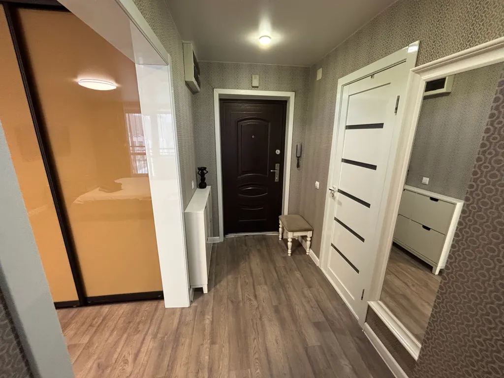 1-комнатная квартира на 8 этаже с балконом