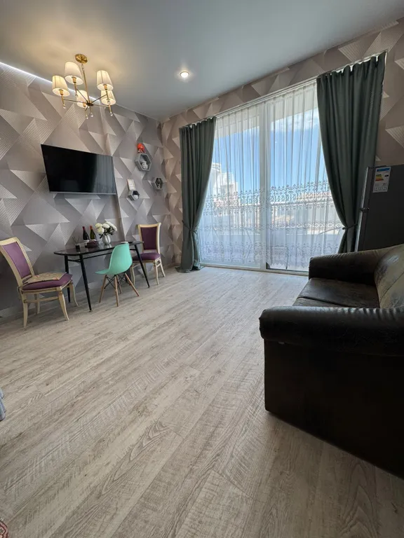 Студия с видом на море