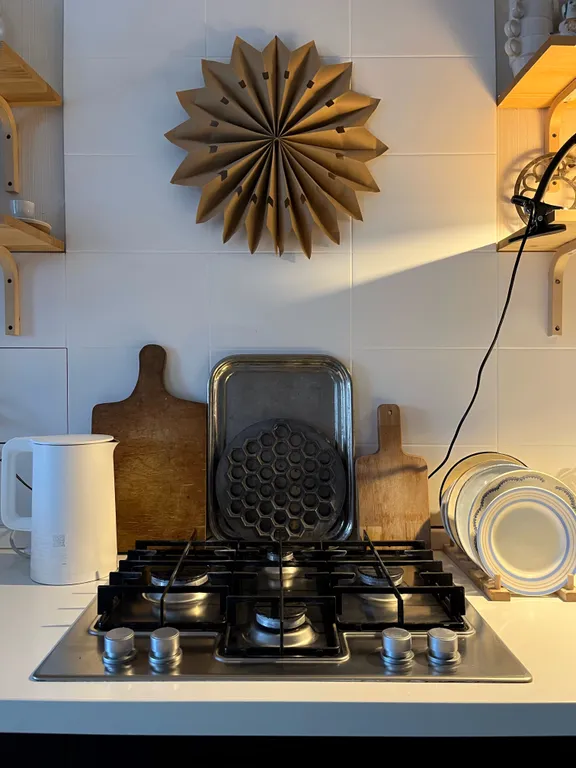 Комната на двоих в хостеле, тихий двор, 20 минут пешком от центра