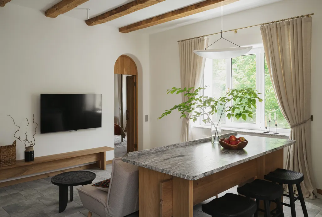 Апартаменты с балконом в историческом районе Калининграда