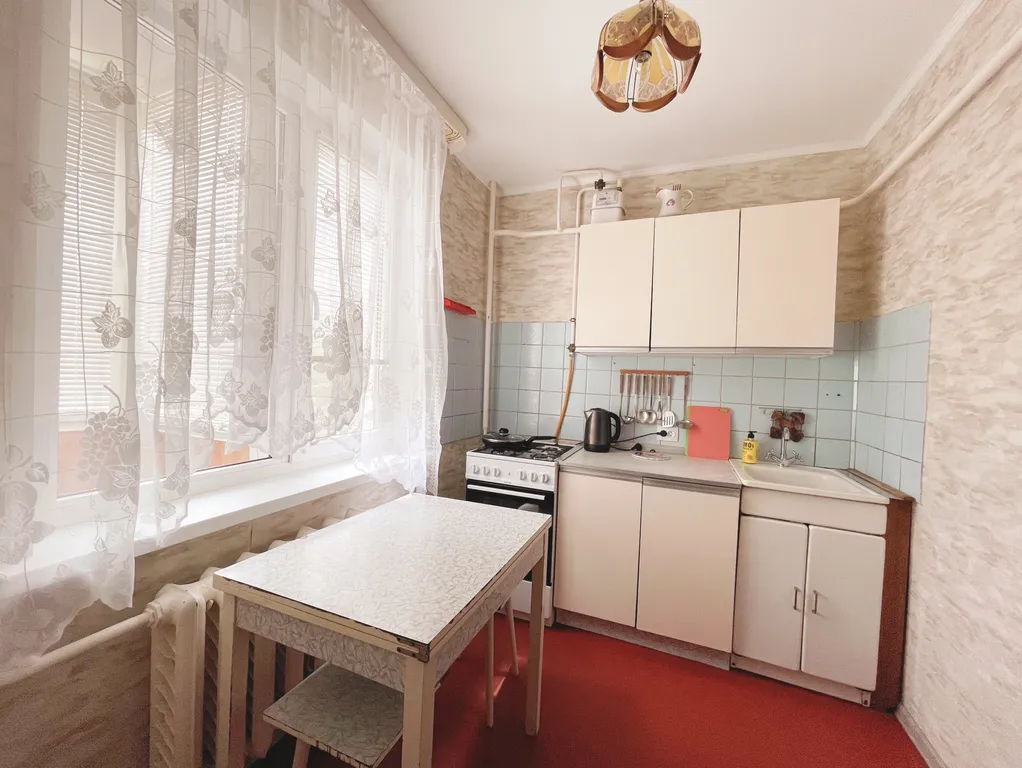 Однокомнатная квартира на Буденного 40.