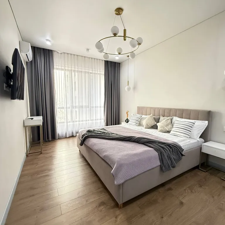 Отличная квартира в модном районе рядом с ТРЦ Мега Алматы