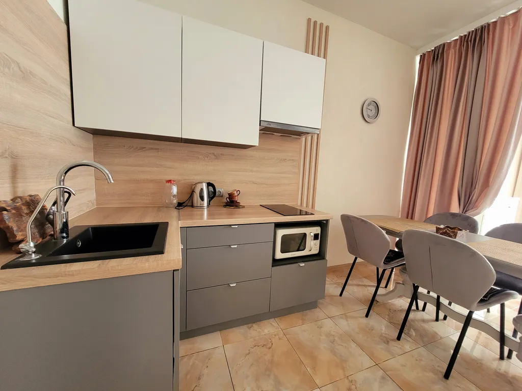 Аппартаменты  Еlla на первой линии