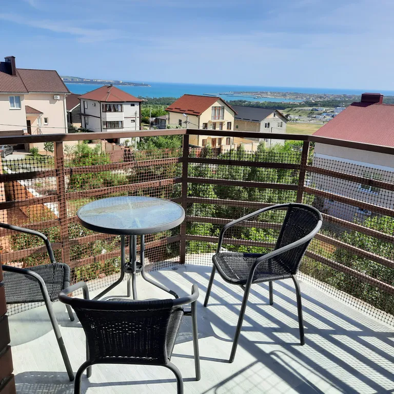 Коттедж Часть дома с видом на море — Геленджик