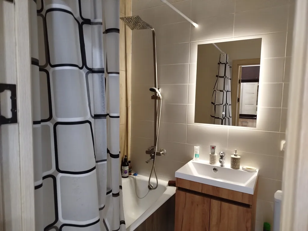 Новая однокомнатная квартира у Аквапарка, в новом районе города