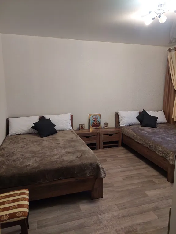 В пешей доступности от монастыря