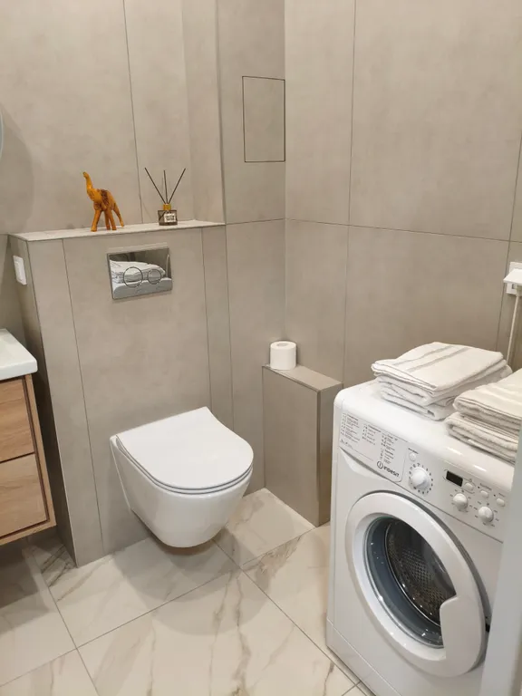 Студия в свежем ремонте недалеко от набережной, центра