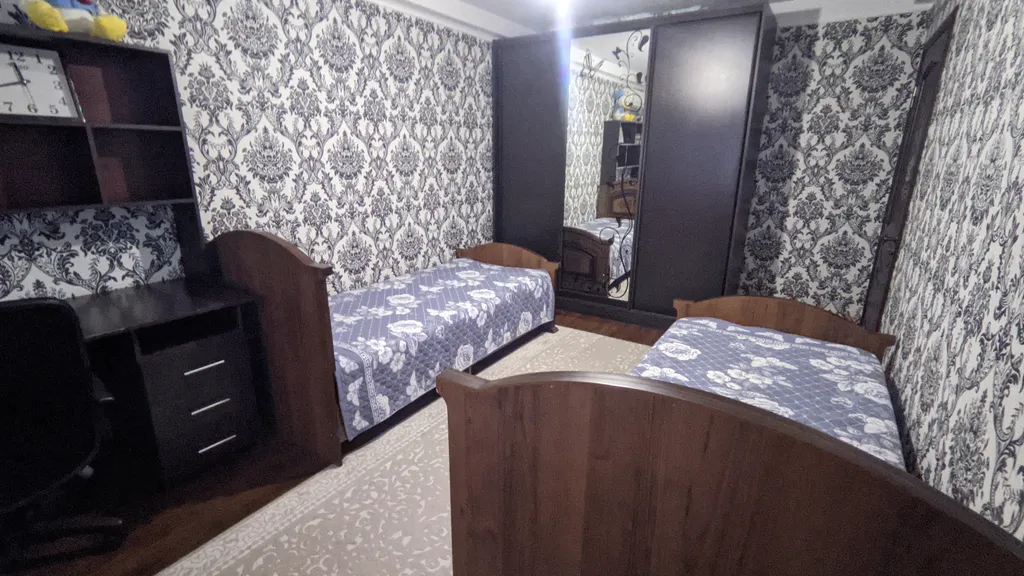 4-комнатная Квартира