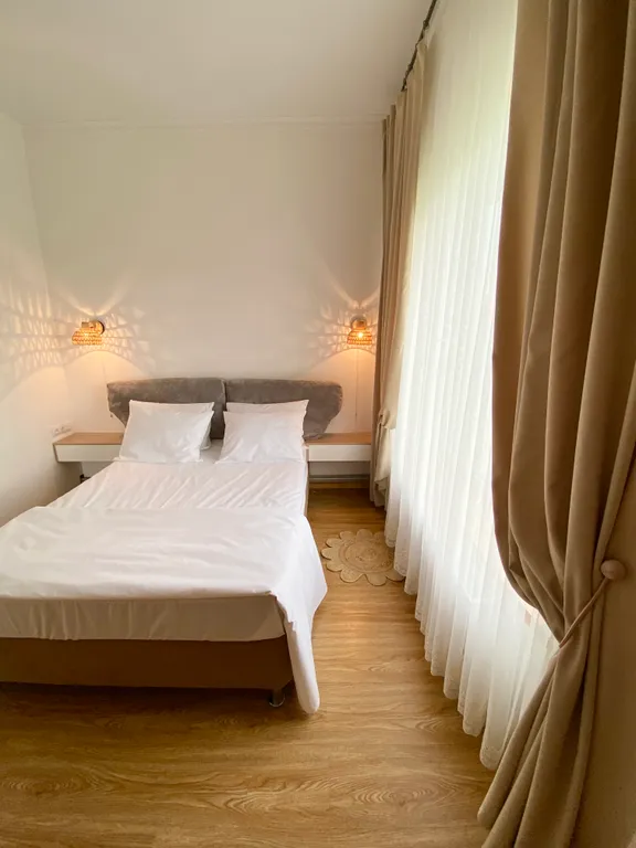 Дом у озера