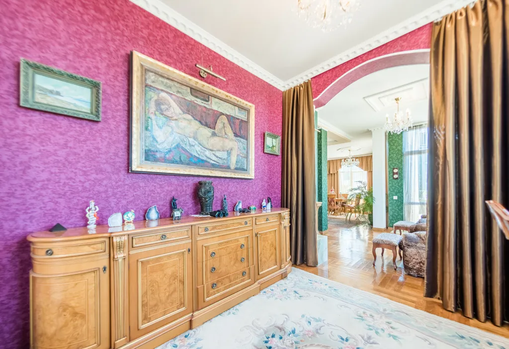 Пентхаус с бассейном и видом на море