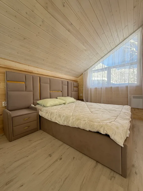 Дом в центре гор