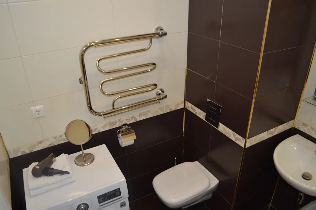 Евродвушка с компьютером, принтером, новой кроватью