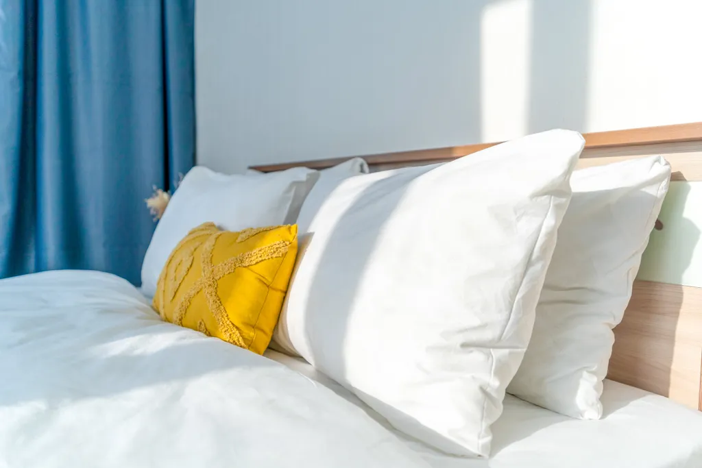 Апартамент с угловой солнечной спальней и видом на город