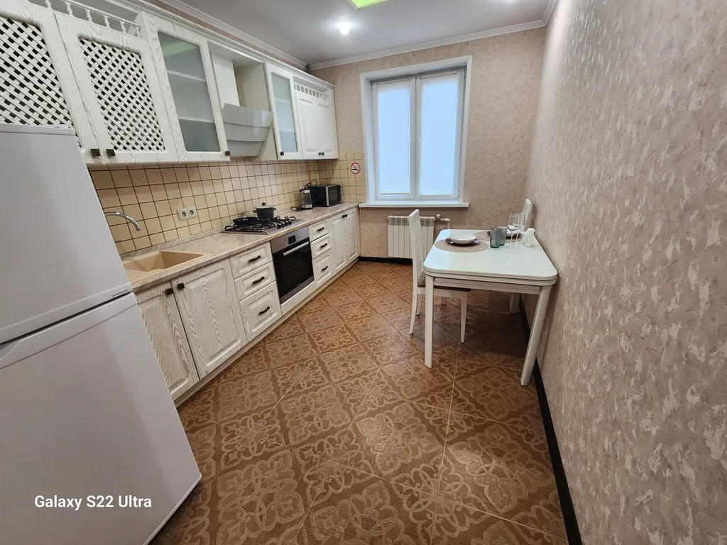 Комфортная квартира в районе центрального рынка на 1 этаже