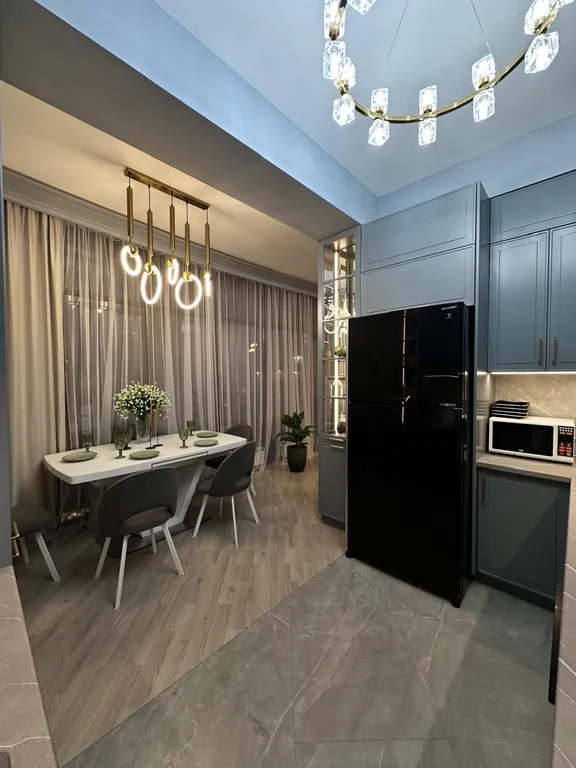 Дизайнерская квартира у берега моря