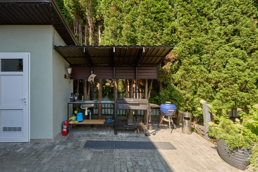 7-комнатный Дом