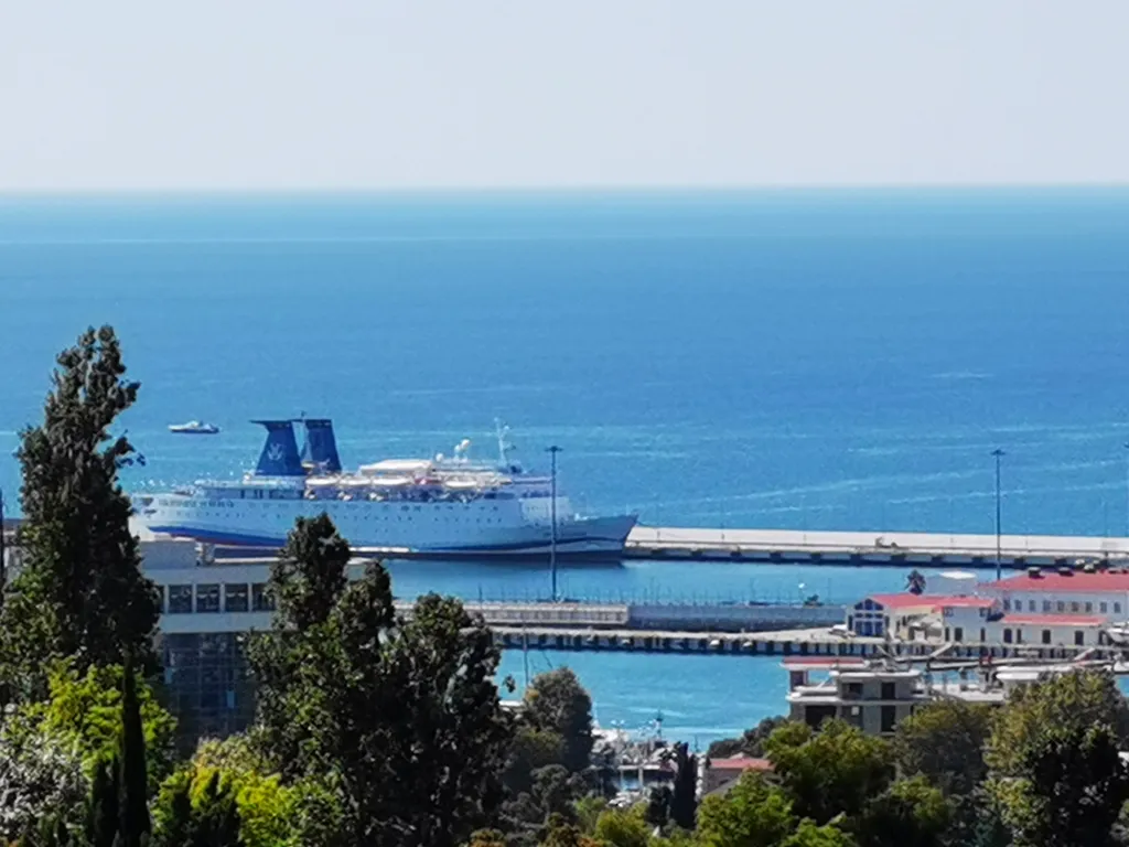 Квартира Квартира с видом на море и горы в центре — Сочи