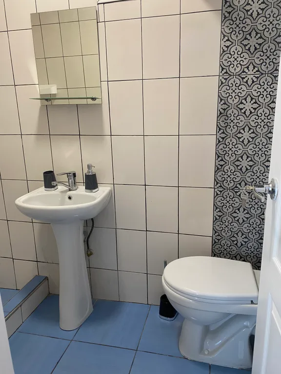 Домик-студия с новым ремонтом и двориком