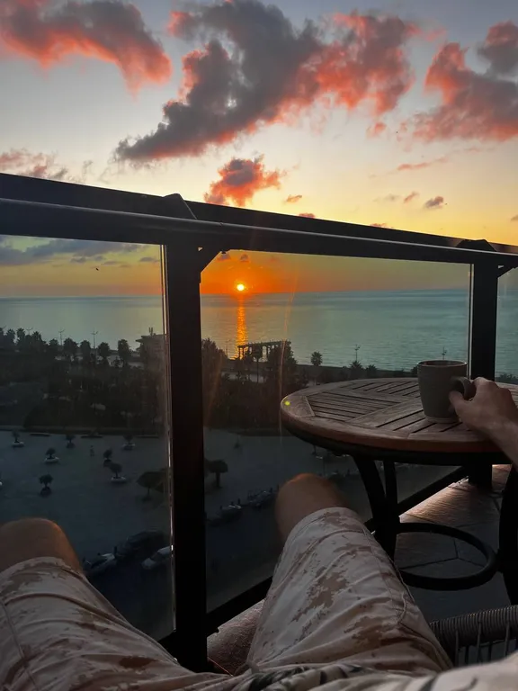 Квартира с видом на закаты и зеленый парк Orbi Beach Tower