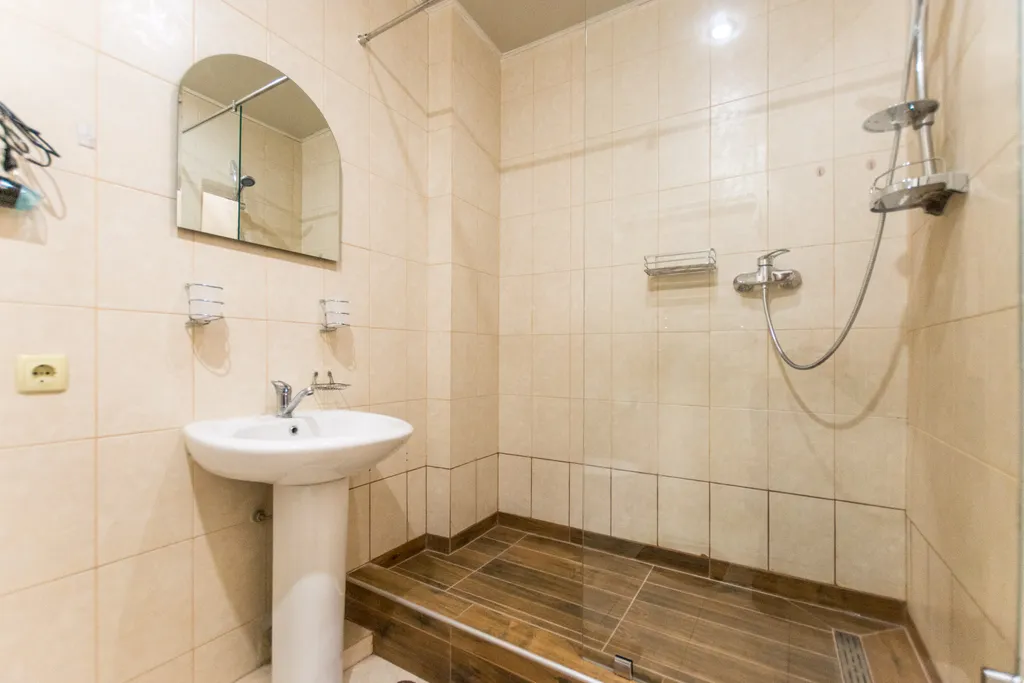 1 комнатные апартаменты в 200 метрах центральной набережной