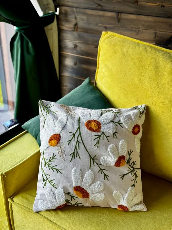 Дом-шалаш A-frame с большим глубоким бассейном и баня на дровах