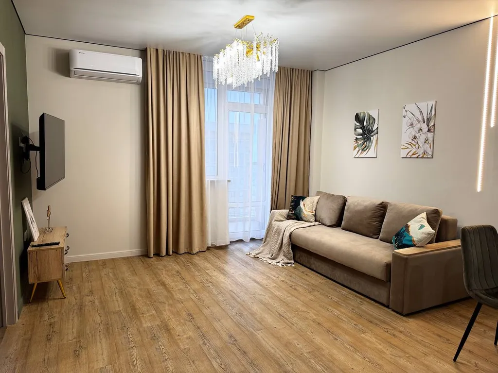 Роскошная квартира с видом на акваторию