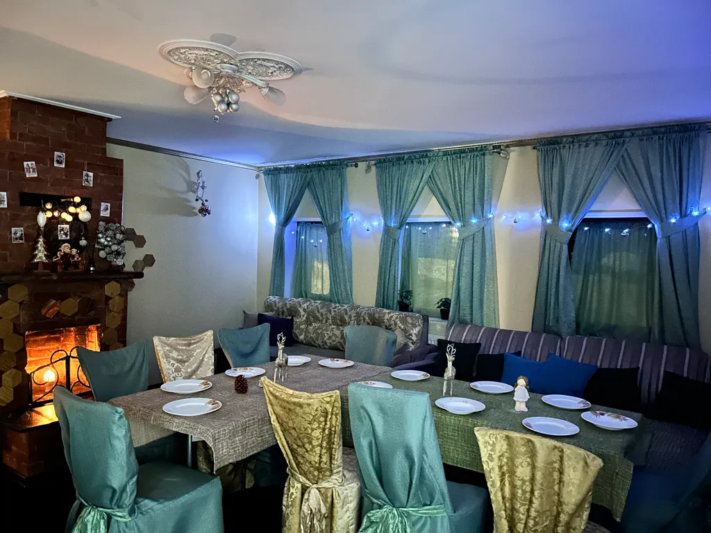 Дом Истра с баней и летним бассейном