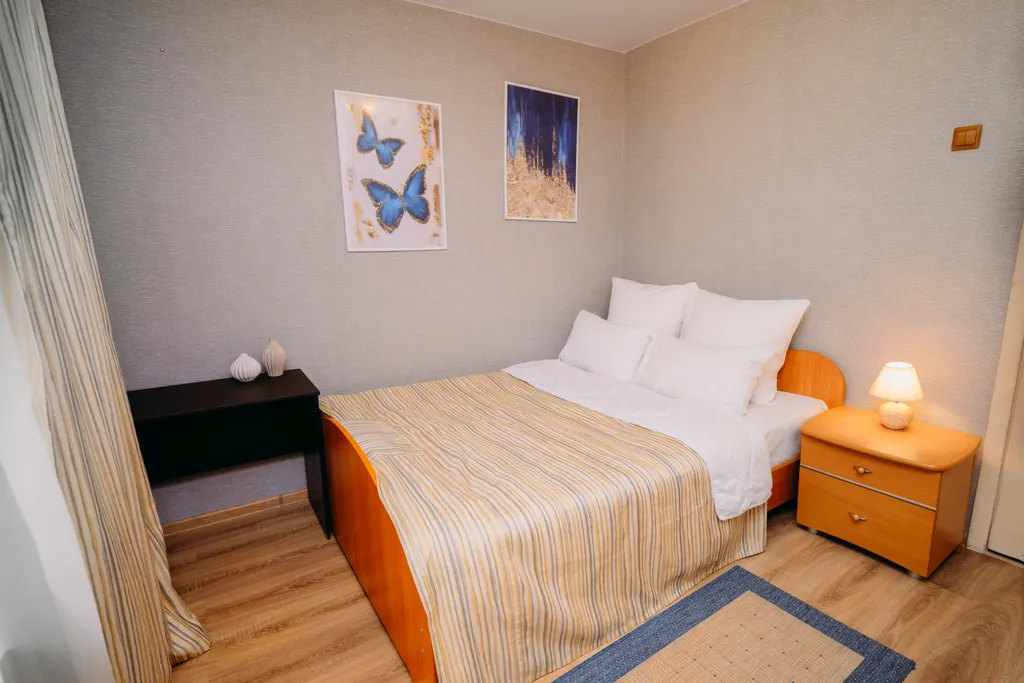 Квартира у Серебряного города