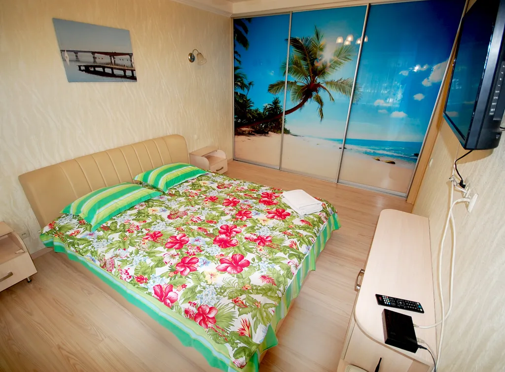 Квартира в центре на набережной с круглосуточной водой 24/7 — аренда посуточно в Донецк