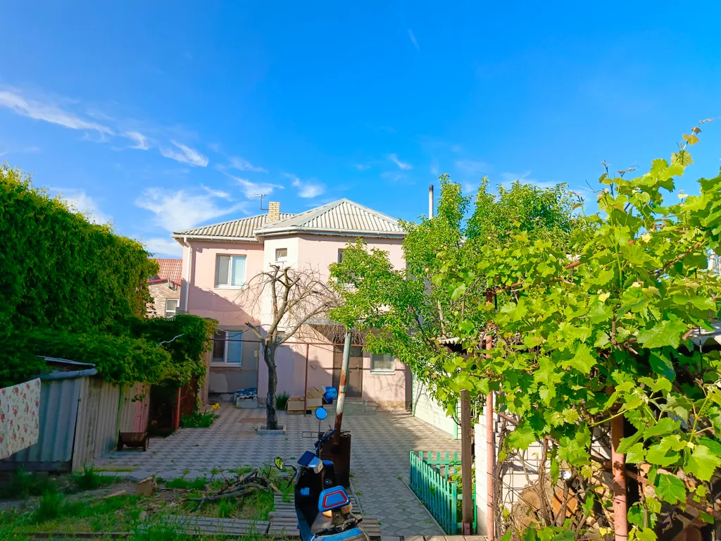 Коттедж у моря — аренда посуточно в Бердянск