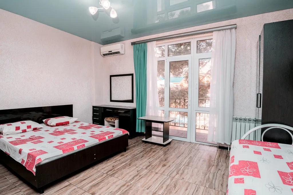 Комната — аренда посуточно в Геленджик