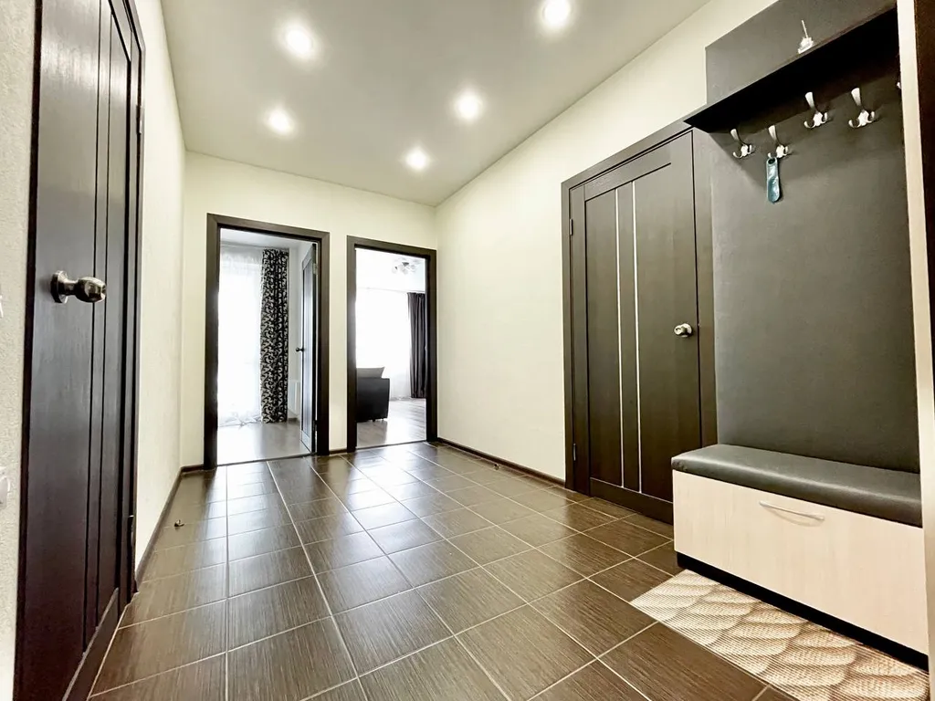 Двухкомнатная квартира в самом центре на набережной