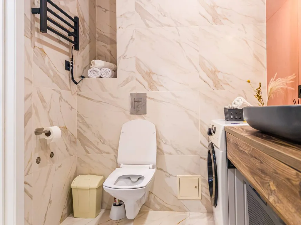 Sat City E Apartments