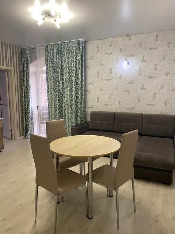 Апартаменты двухкомнатные с одной спальней и кухней-гостиной