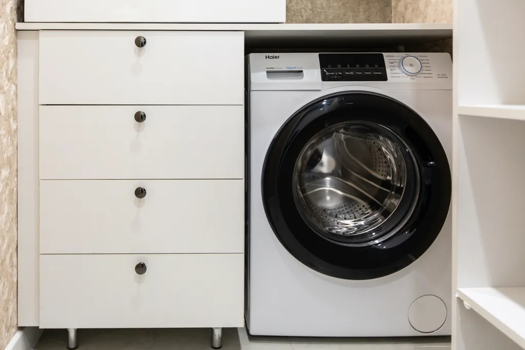 Good Night на Нефтяной 15