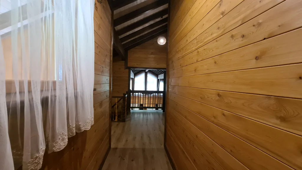 4-комнатный Дом