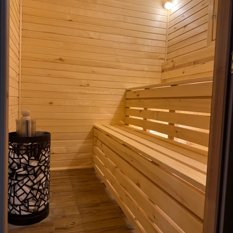 Теплый угол с сауной