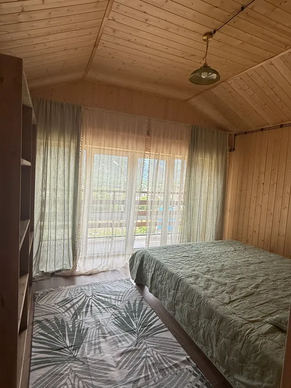 Эко домик в лесу