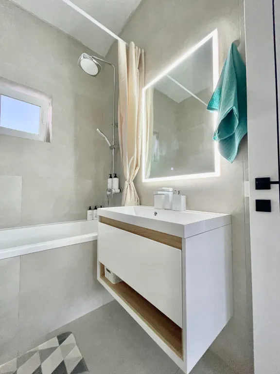 Уютный приватный дом с бассейном в горах среди виноградников